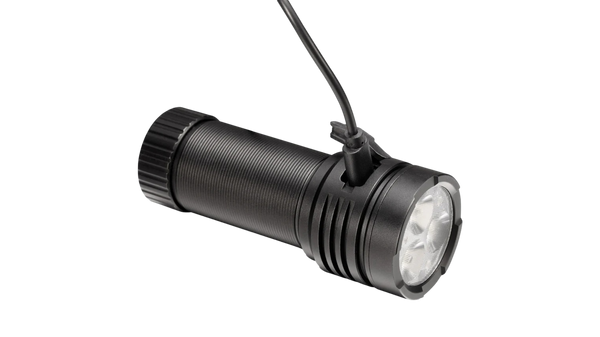 Lampe de poche Titan 3500 par Genesis