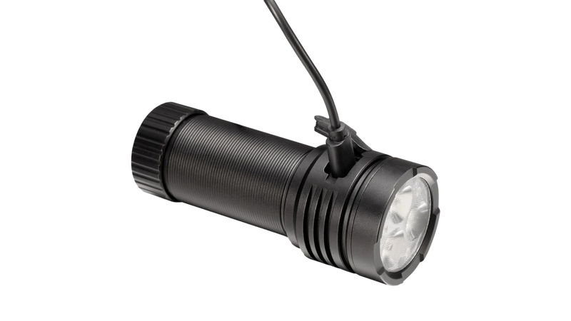 Lampe de poche Titan 3500 par Genesis