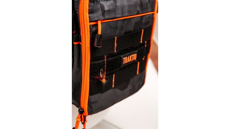 Sac de poitrine pour la pêche par Traktiq