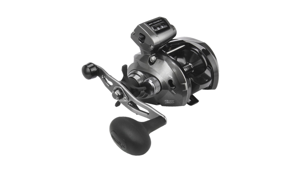 Moulinet lancer lourd à profil bas avec compteur de lignes Convector de Okuma